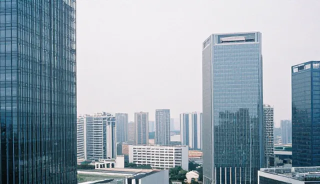 技术培训支持中的两种做法对比及实际取舍